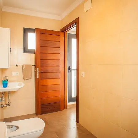 Apartment Alojamiento Santa Rosa Ii